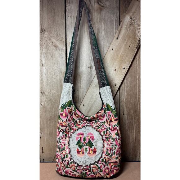 Vtg Boho XL Hand-Stitched Embroidered Sequin-Festooned Indian Shoulder Bag - Picture 1 of 8